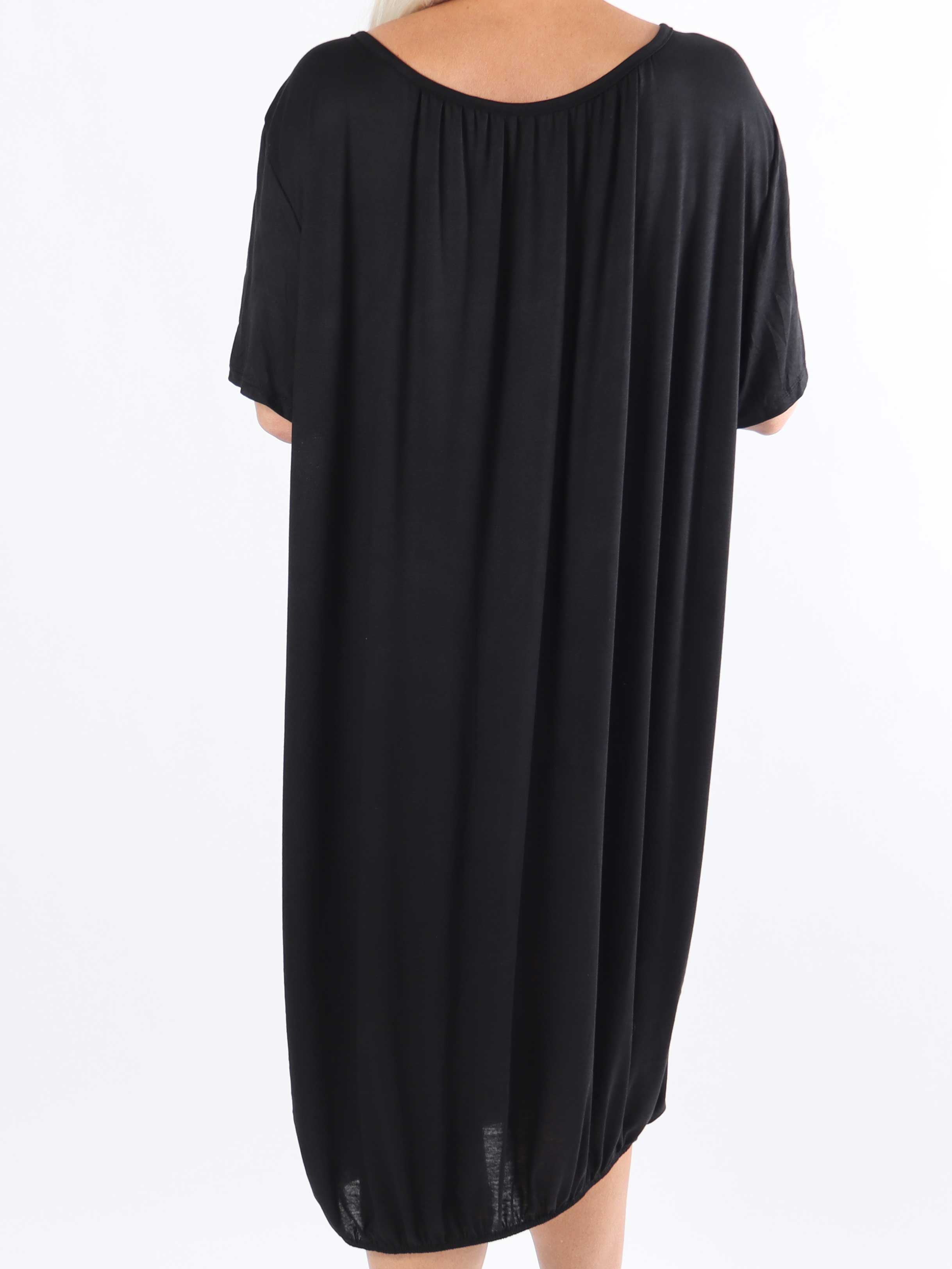 Miracle Dress - Basis plus size kjole i viskose med elastik forneden
